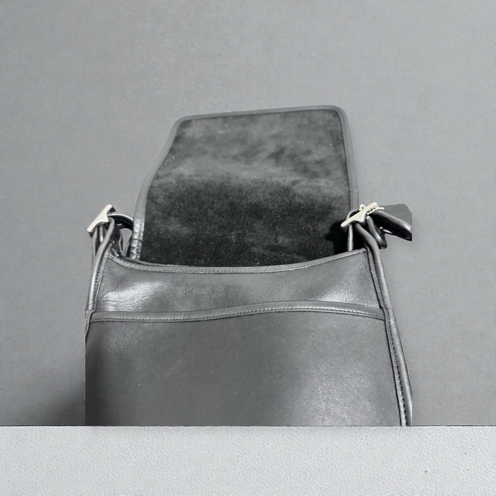 Vintage Coach Legacy Studio Flap 9144 black with Hang Tag in Great Condition - Picture 4 of 8